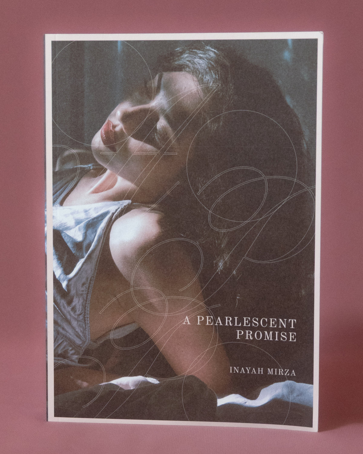 A Pearlescent Promise (London Limited Edition)